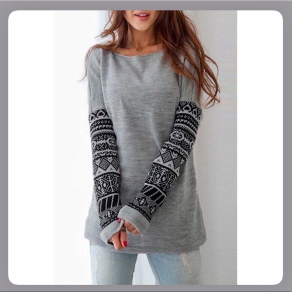 GRAY GEOMETRIC SLEEVE SWEATSHIRT - Picture 1 of 7